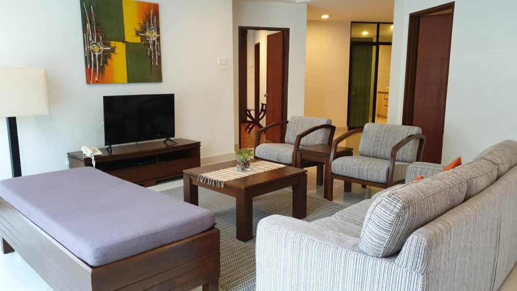 Samsuria Beach Resort&Residence Cherating Exterior foto