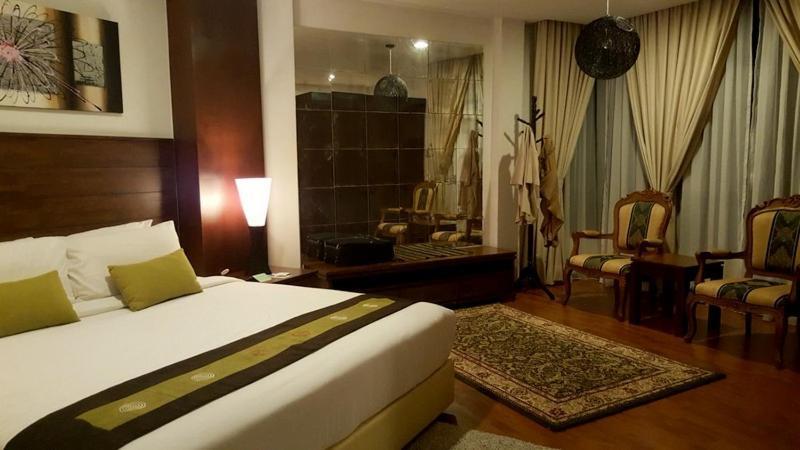 Samsuria Beach Resort&Residence Cherating Exterior foto