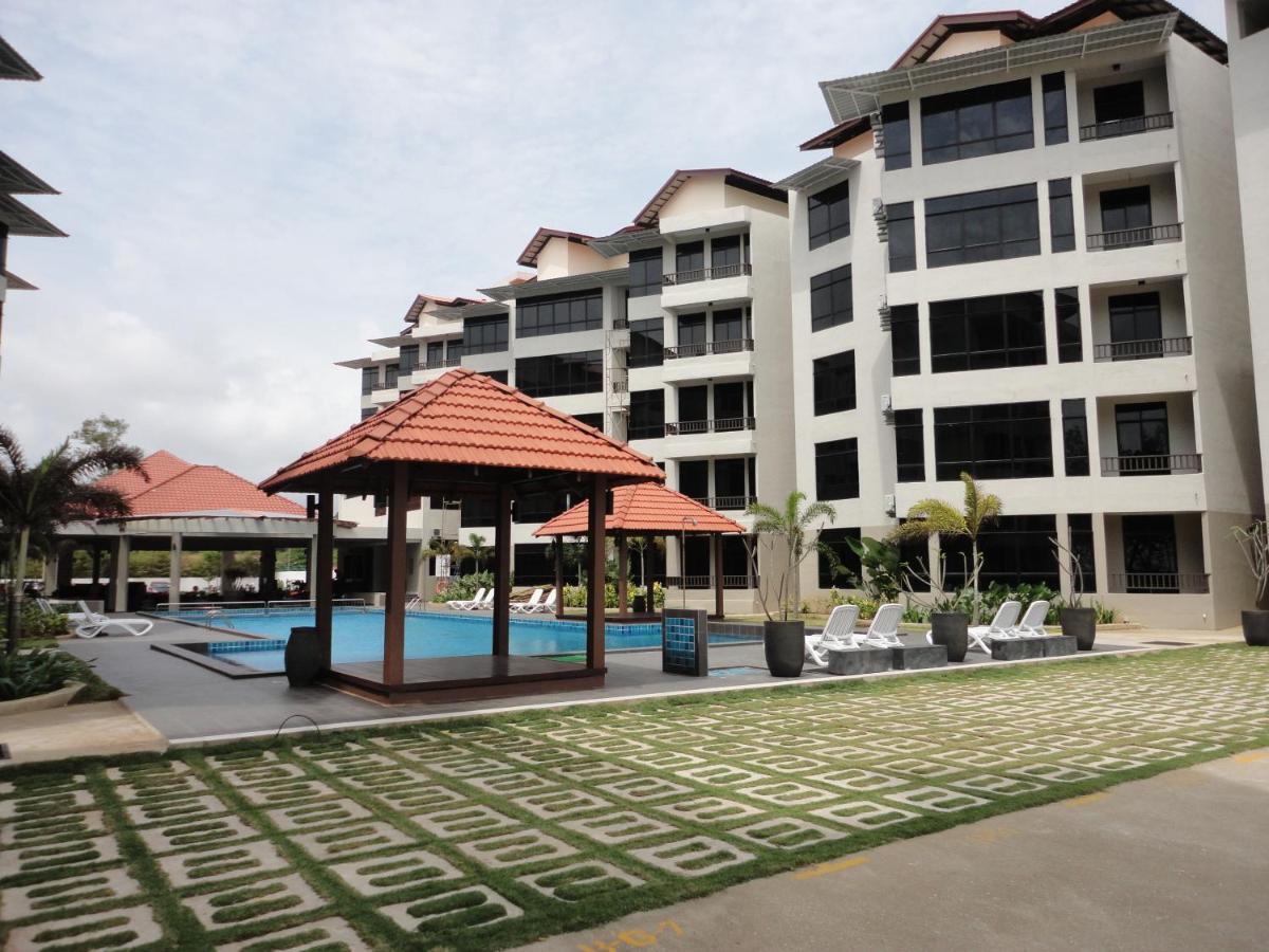 Samsuria Beach Resort&Residence Cherating Exterior foto